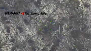 Российские военные ударили ракетой ОТРК "Искандер-М" по лагерю 125-й бригады ВСУ около Малиновки Харьковской области, сообщает Telegram-канал "Изнанка"