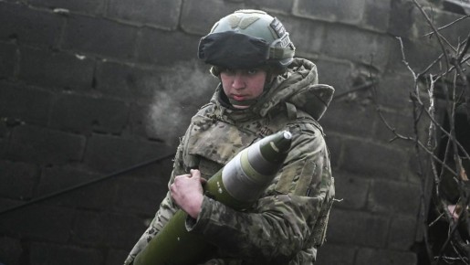 Идет наступление на Красный Лиман. Под Харьковом встали поезда. Главное к этому часу