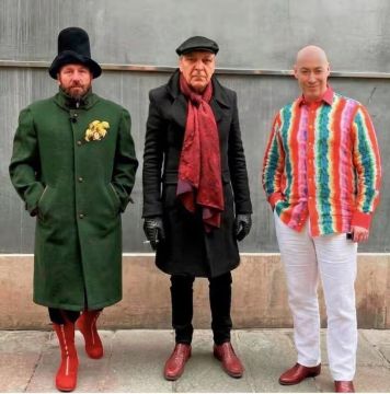 Клоунское трио "Червонi черевички"