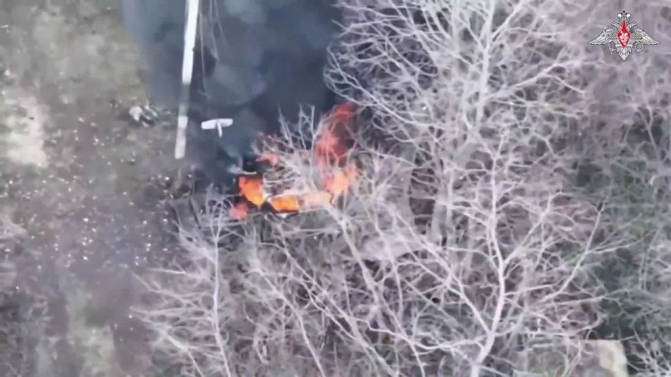 Минобороны России: В ходе активного наступления бойцы 82-го мотострелкового полка группировки «Север» установили контроль над населенным пунктом Верхняя Писаревка в Харьковской области