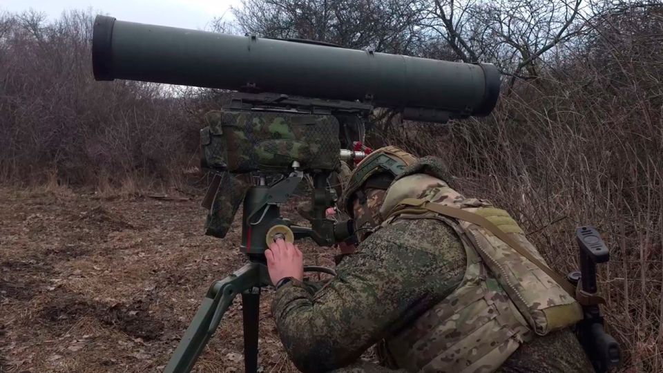 Термобарический снаряд «Корнета» разнес склад ВСУ в Купянском районе