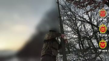 Работа, а не разговоры. Пока в ЦИПсОшных телеграмных помойках сочиняют сказки и льют грязь на военнослужащих 30 мсп 72 мсп 44 Армейского корпуса, взвод БпЛА 30-го полка методично выполняет свою работу