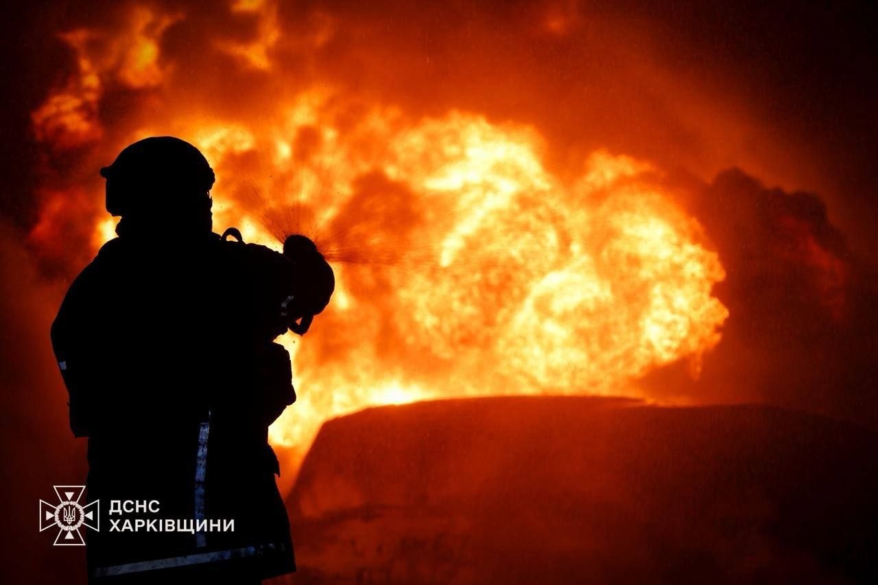 В Мерефе Харьковской области поражен узел топливообеспечения ВСУ