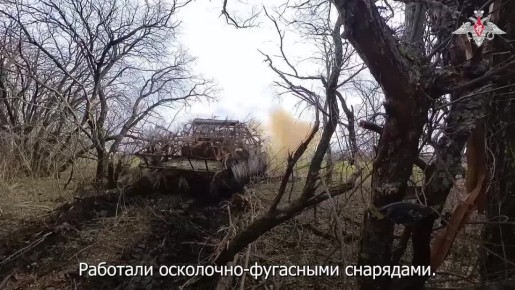 Минобороны России: Экипаж танка Т-80БВМ группировки «Север» уничтожил опорные пункты и живую силу подразделений ВСУ в Харьковской области