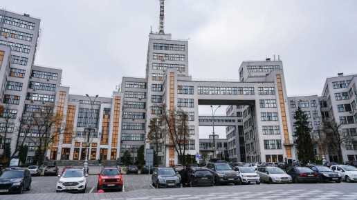 "Коммунальный дефолт" и маниловские планы по индустриализации. Что происходит в Харькове