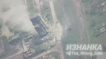 Объективный контроль авиаудара ФАБ-3000 с УМПК по ПУ БПЛА ВСУ в поселке Межевая Днепропетровской области и удар ЛМУР по ПУ БПЛА ВСУ в селе Сеньково Харьковской области