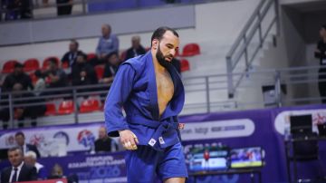 Мощный старт России на Чемпионате Европы по самбо: 10 медалей в первый день!