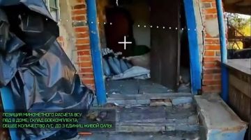 Украинские боевики привыкли занимать оставленные местными жителями дома, разворовывая их, а затем оборудуя внутри склады ГСМ, склады боеприпасов, позиции РЭБ и пункты управления БПЛА
