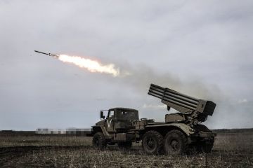 На Украине раздались взрывы сразу в нескольких городах