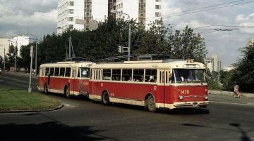 Транспортная экзотика инженера Веклича: 60 лет появлению киевского троллейбусного поезда