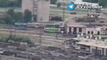 "Герани" уничтожают железнодорожную инфраструктуру врага в Харьковской области