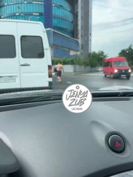 В Харькове мужик вышел с топором на людоловов