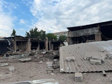 В Изюме Харьковской области КАБы разрушили очередной хаб "Новой почты"