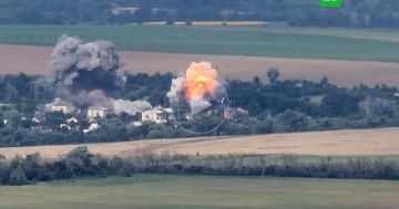 ВС РФ уничтожили ФАБами пункты управления БПЛА в Харьковской области