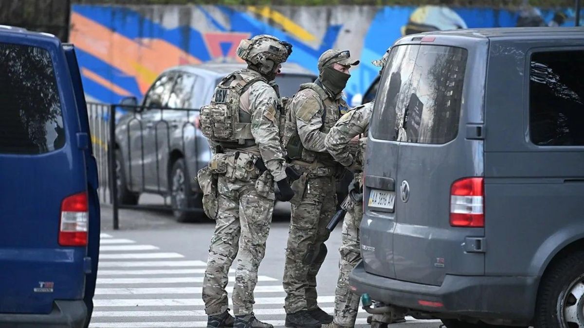 В Черноморске сотрудники ТЦК избили и ограбили полковника СБУ