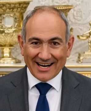 Пашинян продолжает рвать отношения Армении и России