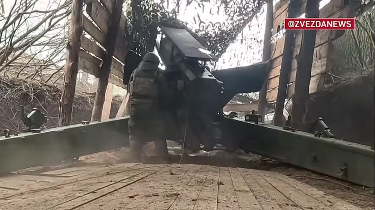 Кадры боев за Василевку, Благодатное и Должанку в Харьковской области. Собрали для вас главное о пунктах, которые взяли под контроль ВС РФ: Для удержания Василевки противник задействовал подразделения из состава отдельной...