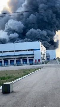 Сегодня утром нанесены удары по логистическому центру Большая Александровка (логистический центр «Biocon-BC») в Бориспольском районе Киевской области