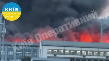 В Киеве опять прилетело по складам