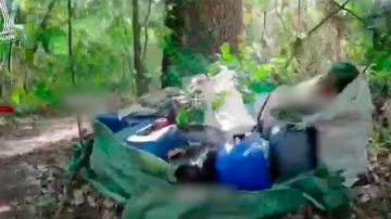 Дрон уничтожил склад ГСМ боевиков внутри котла в Харьковской области