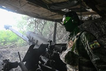 Минобороны: ВС России продолжают бои за Малую Волчью в кольце окружения