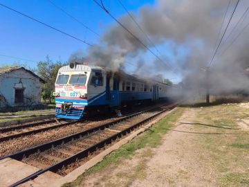 В Харьковской области ударом беспилотника был уничтожен очередной электровоз