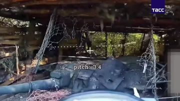 Кадры взятия под контроль населенного пункта Польная в Харьковской области