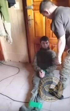 127-я механизированная бригада: Ротный разозлился, что его солдаты собирали деньги на свои нужды в обход него. Он приказал избить и проучить одного из них, обвинив в присвоении средств, хотя, согласно банковским расчетам...